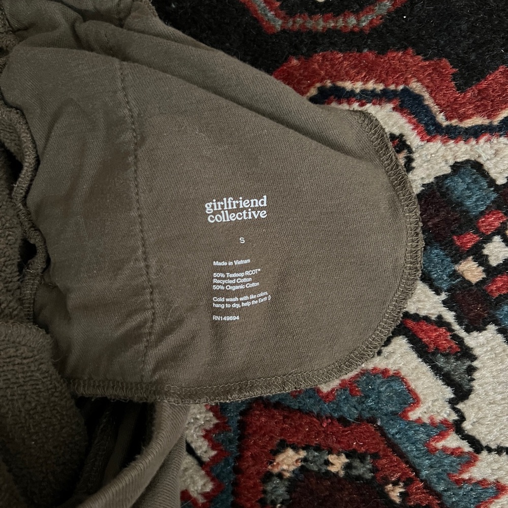 Girlfriend Collective Green Sweatpants - Picture 4 of 5